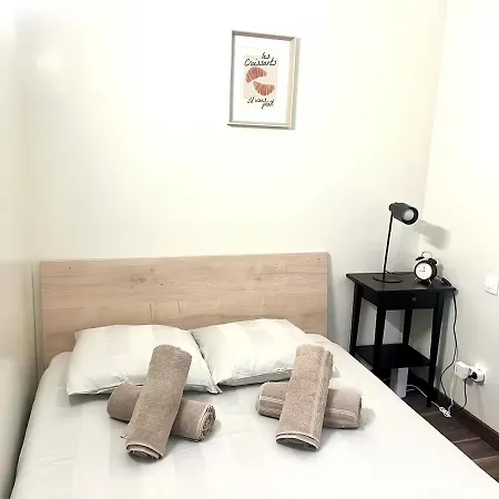 Maison Cozy 2p- Jardin - Paris A 5 Min - Metro Apartment