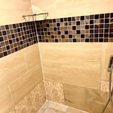 Maison Cozy 2p- Jardin - Paris A 5 Min - Metro